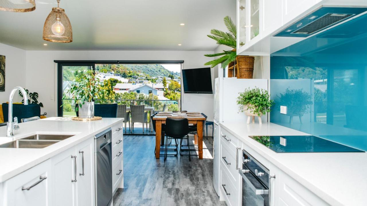 Boathouse Apartments พิคตัน ภายนอก รูปภาพ