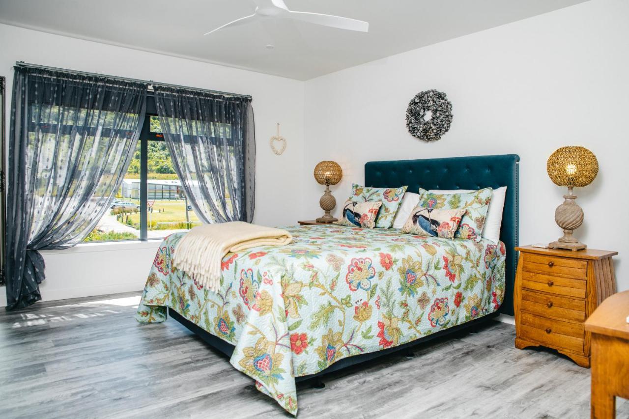Boathouse Apartments พิคตัน ภายนอก รูปภาพ