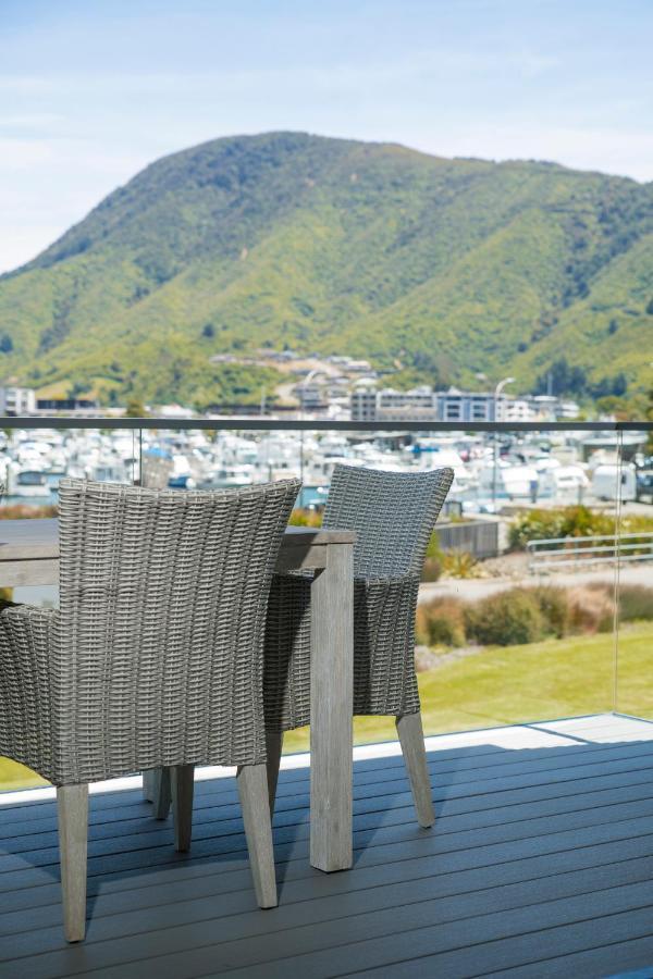 Boathouse Apartments พิคตัน ภายนอก รูปภาพ